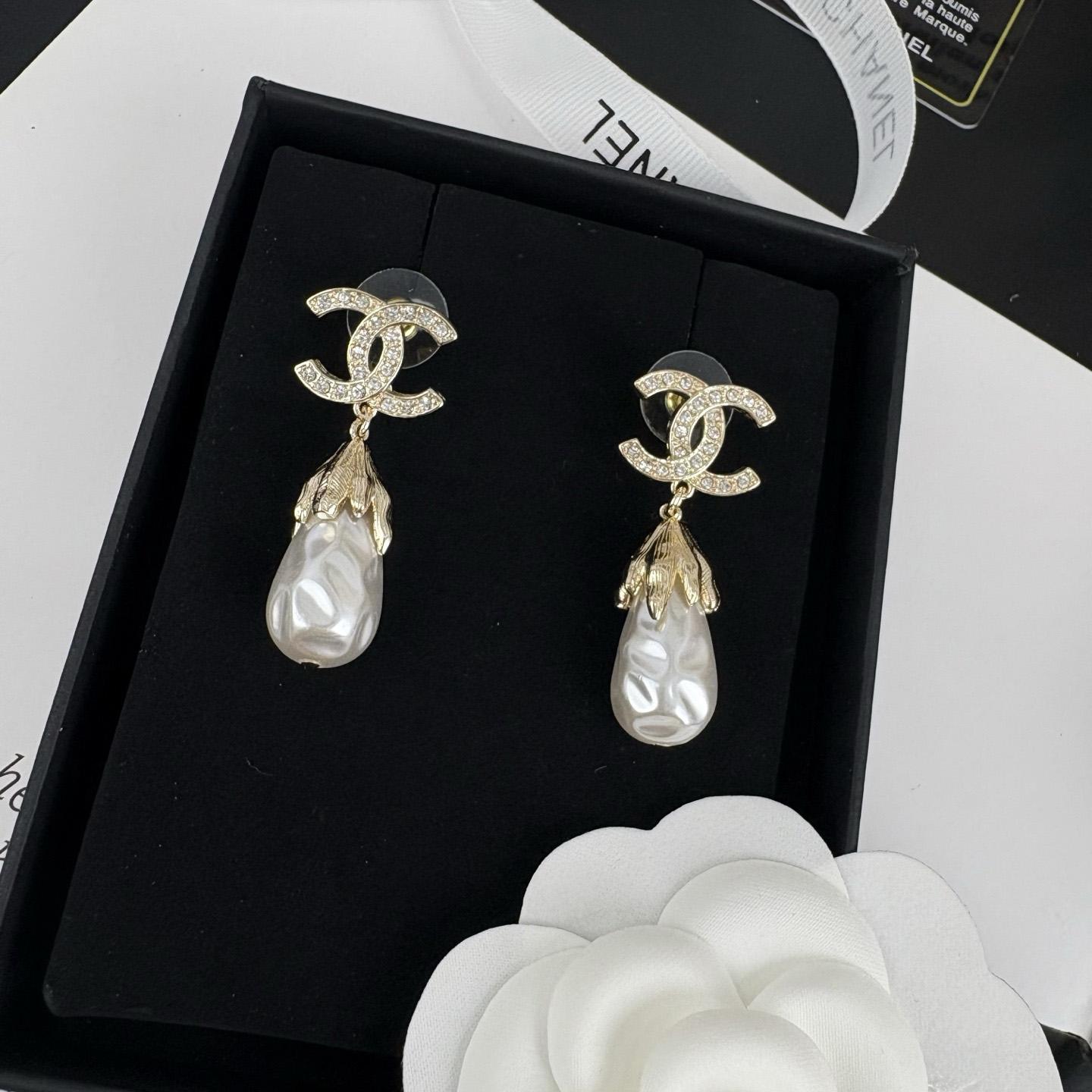 Chanel Earrings - DopestKickz