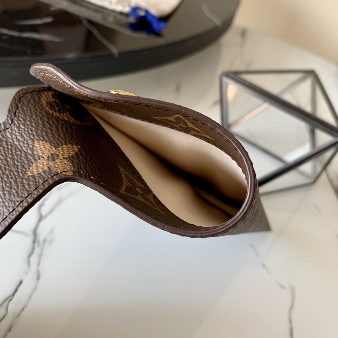 Louis Vuitton LV Etui MM Sunglasses Case    8.5-3-19cm   M00284  - DopestKickz
