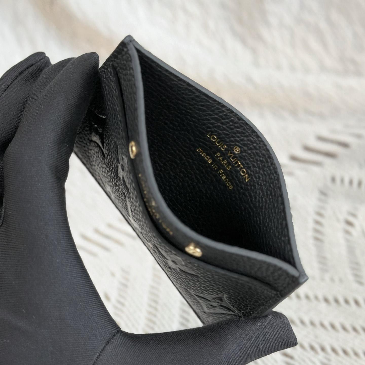 Louis Vuitton Card Holder  M69171 - DopestKickz