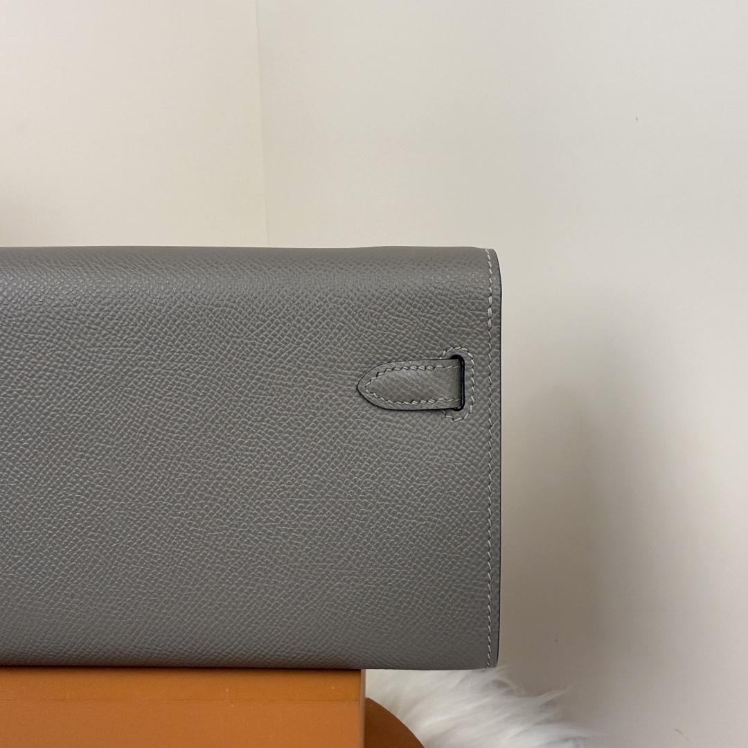 Hermes Kelly Classique To Go Wallet - DopestKickz