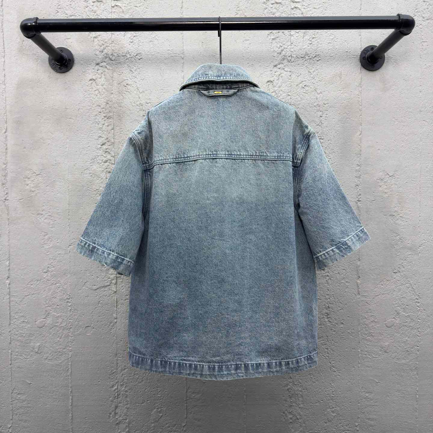 Louis Vuitton Short-Sleeved Denim Workwear Shirt  1ABLDG - DopestKickz