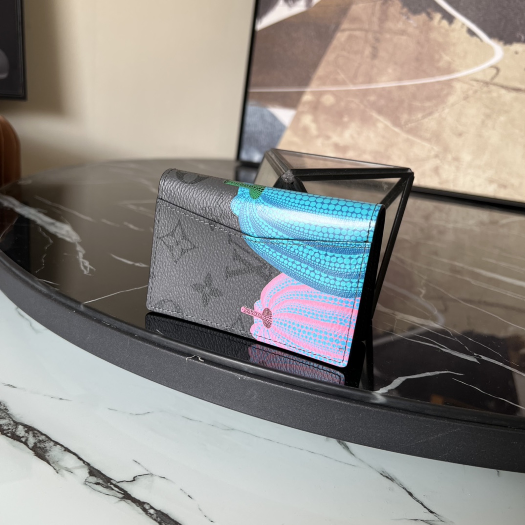 Louis Vuitton LV x YK Wallet  (7.5×11.1×1cm)   M81969 - DopestKickz