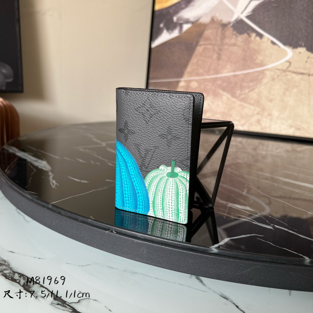 Louis Vuitton LV x YK Wallet  (7.5×11.1×1cm)   M81969 - DopestKickz