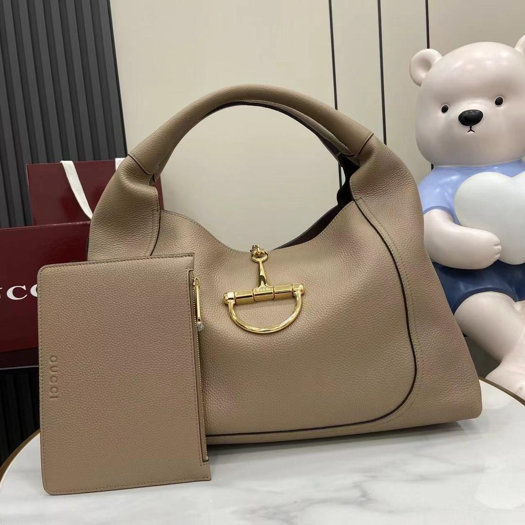 Gucci Softbit Maxi Shoulder Bag - DopestKickz