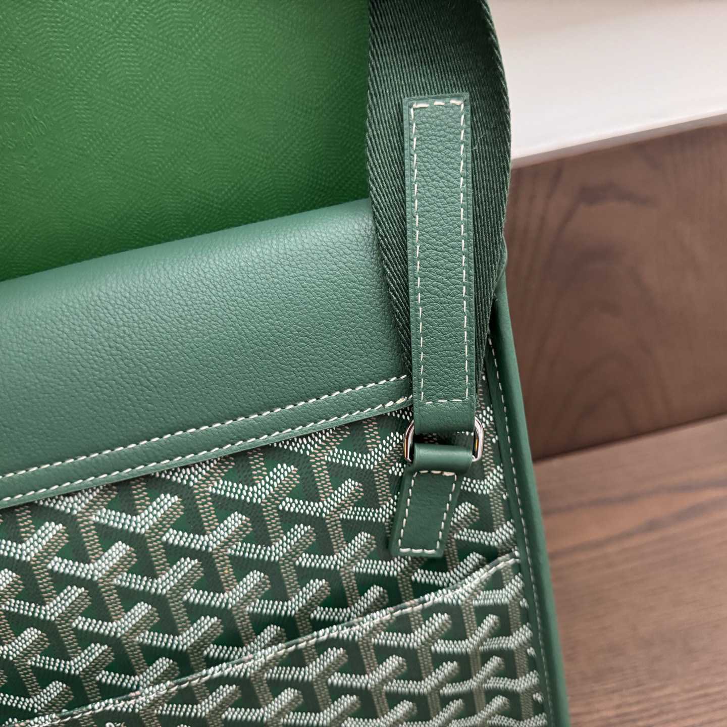 Goyard Coursier Messenger Bag - DopestKickz