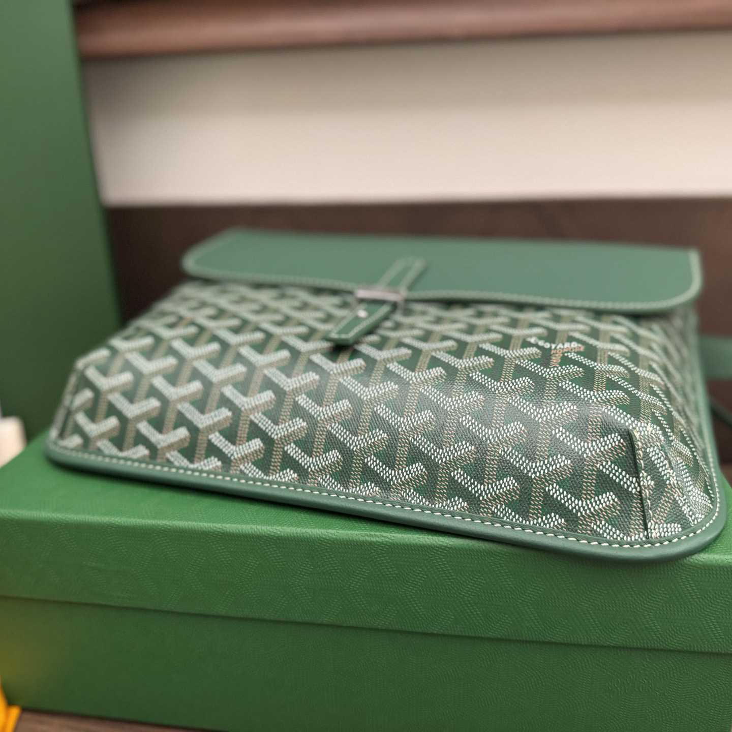 Goyard Coursier Messenger Bag - DopestKickz