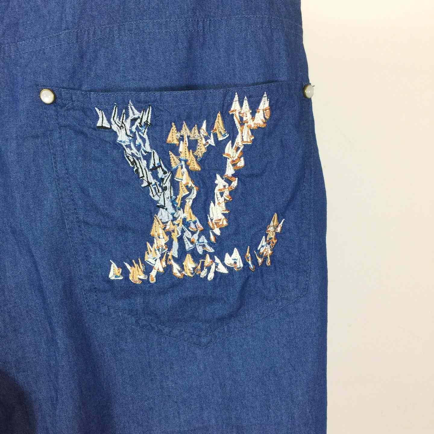 Louis Vuitton Embroidered Chambray Shorts   1AHVBT - DopestKickz