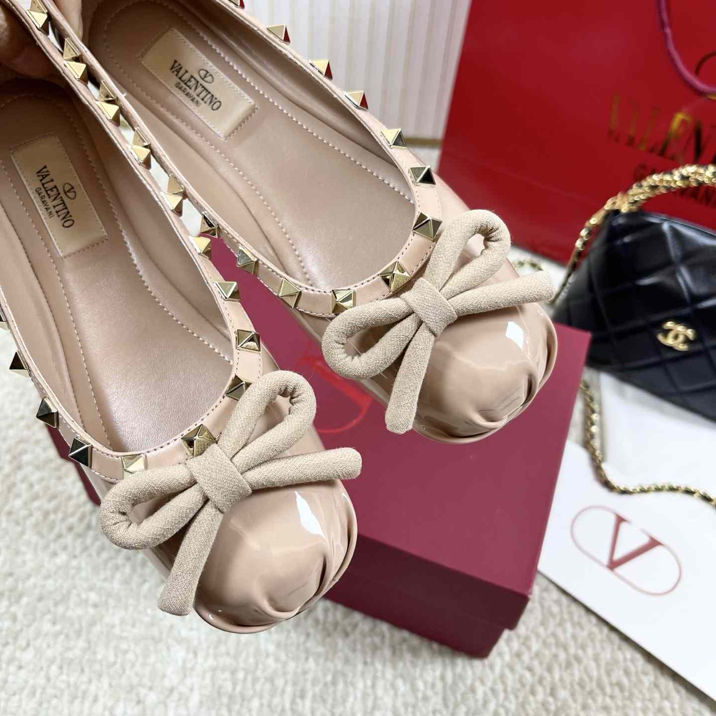 Valenti Rockstud Patent Leather Ballerina - DopestKickz