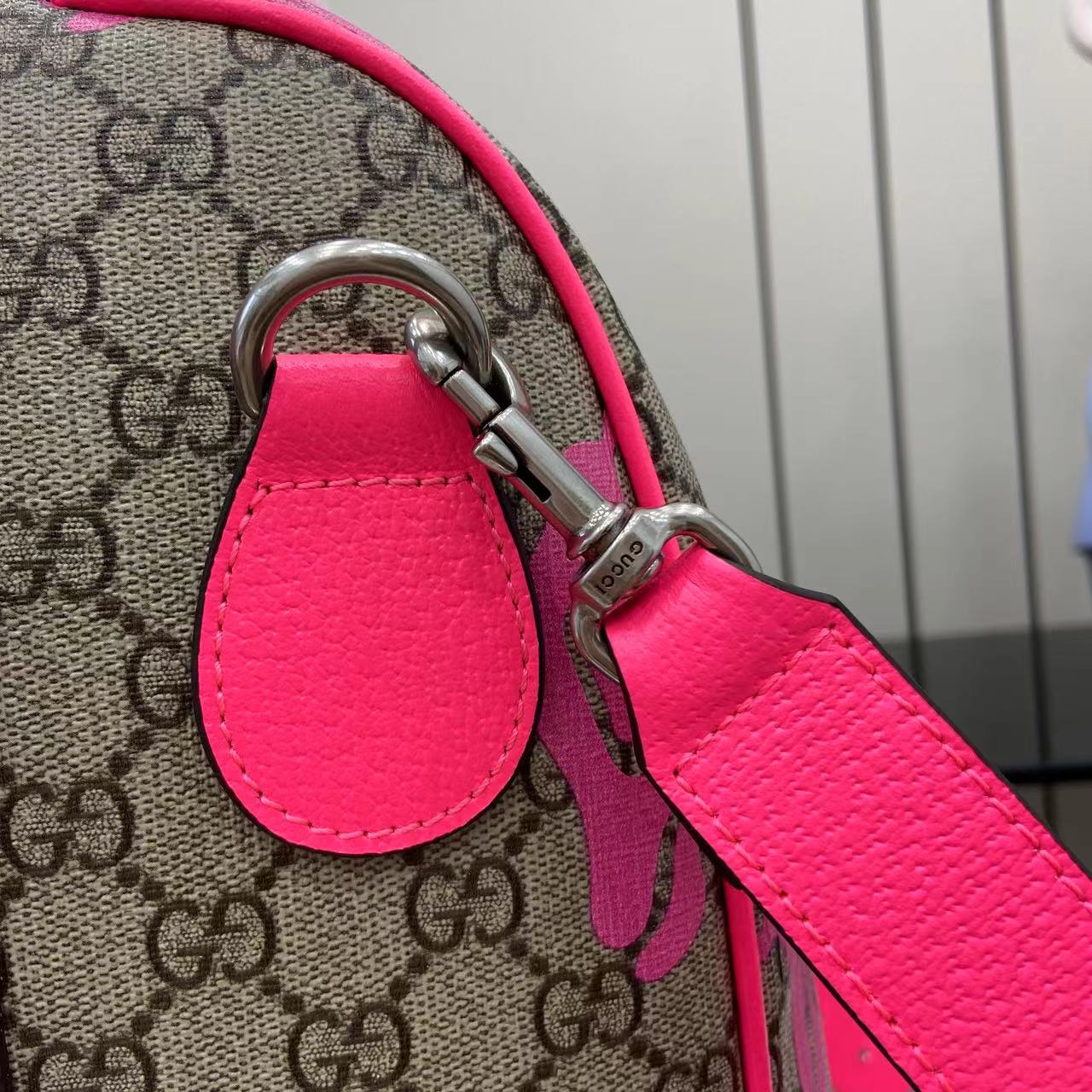 Gucci Medium Duffle Bag With Print - DopestKickz