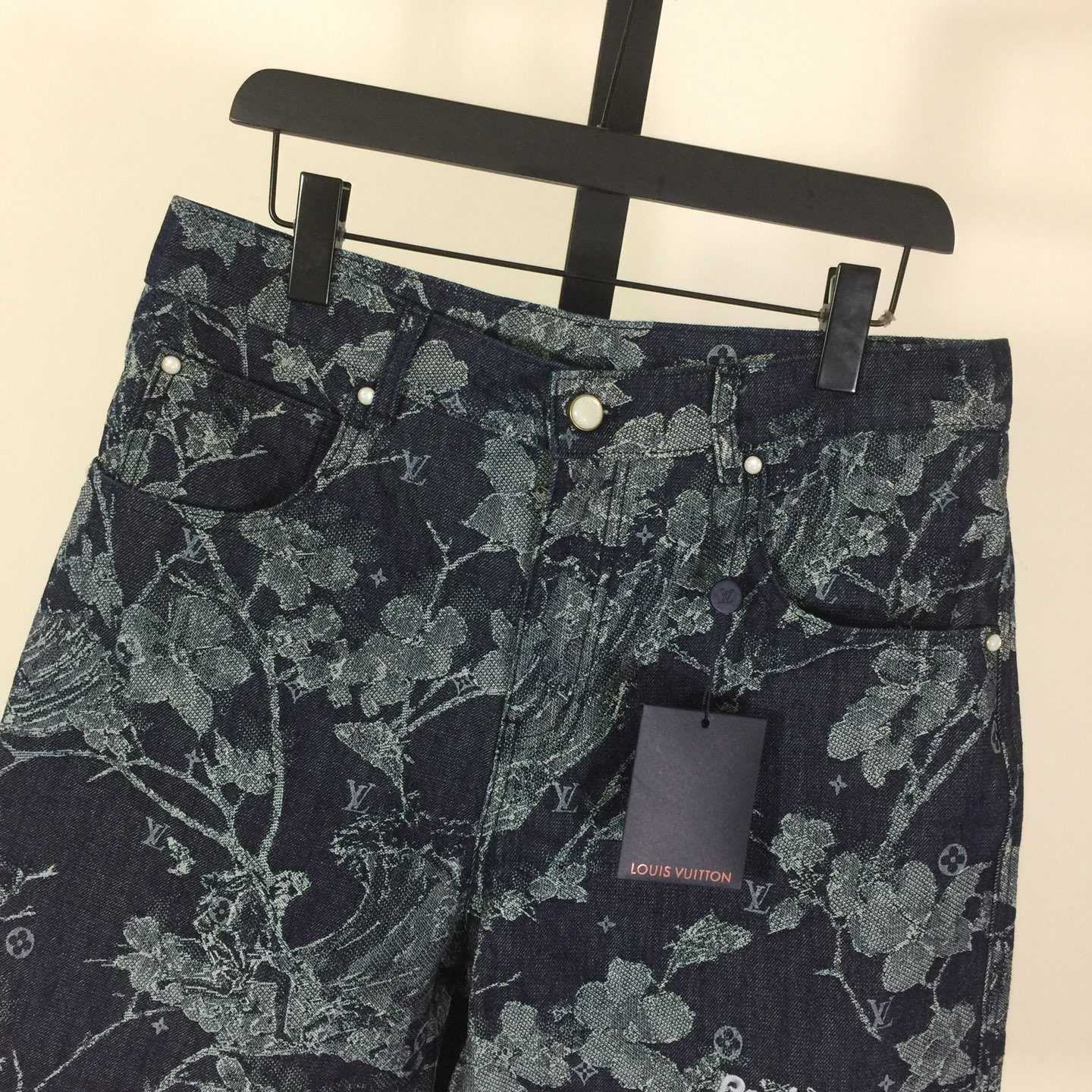 Louis Vuitton Jacquard Denim Shorts  1AHXHP - DopestKickz