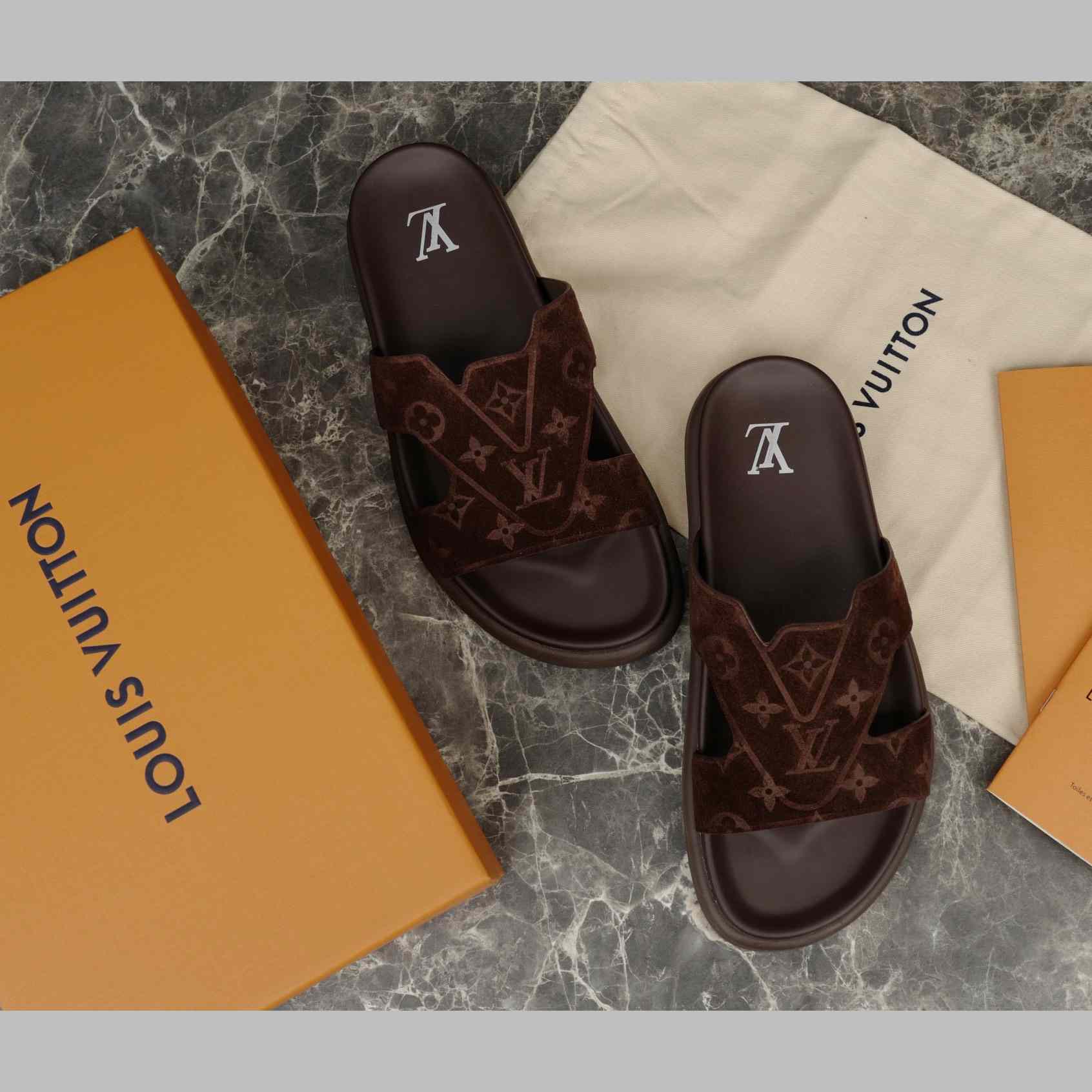Louis Vuitton LV Oasis Mule   1AHSF9 - DopestKickz