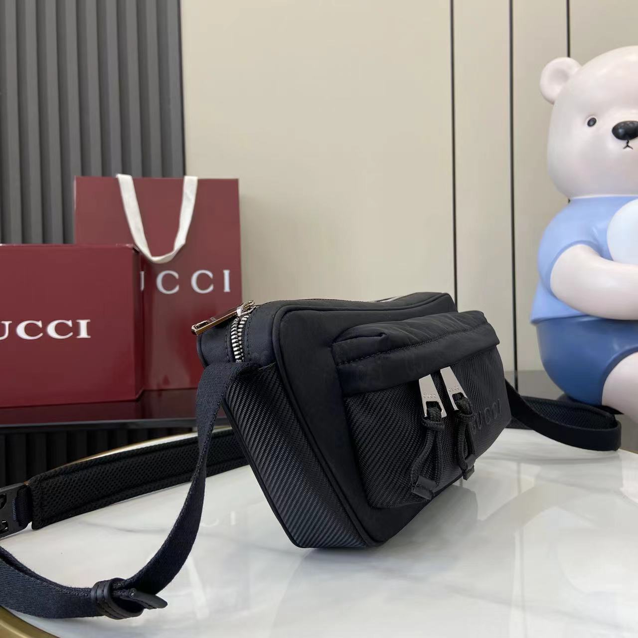 Gucci Nexus Large Slingbag - DopestKickz