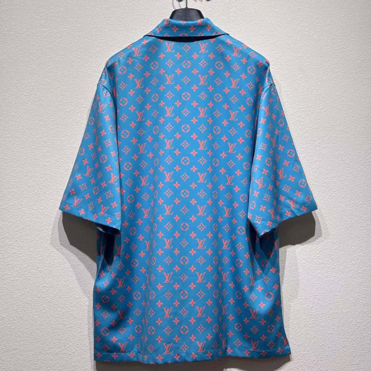 Louis Vuitton Monogram Short-Sleeved Silk Shirt - DopestKickz
