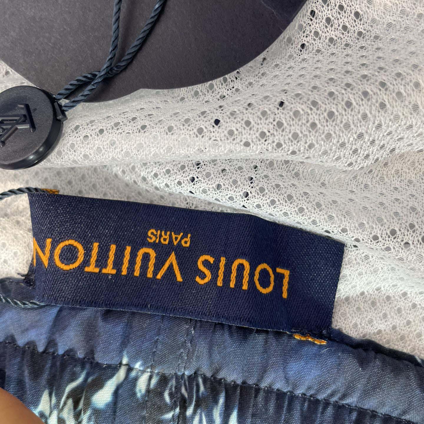 Louis Vuitton Printed Monogram Swim Shorts   1AHVZ7 - DopestKickz