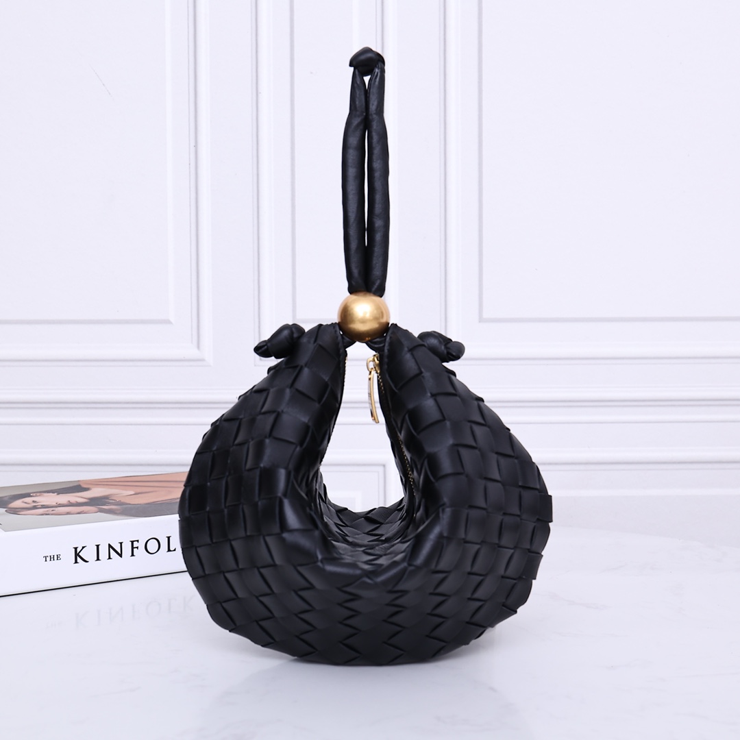 Bottega Veneta Turn Pouch （29X19X3CM） - DopestKickz