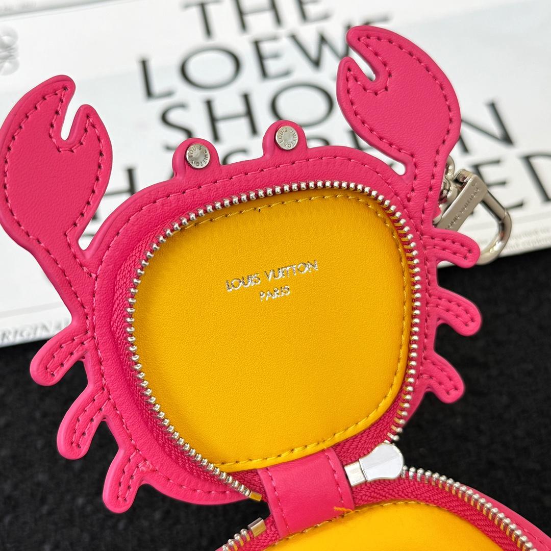 Louis Vuitton LV Crab Bag Charm   M02298 - DopestKickz