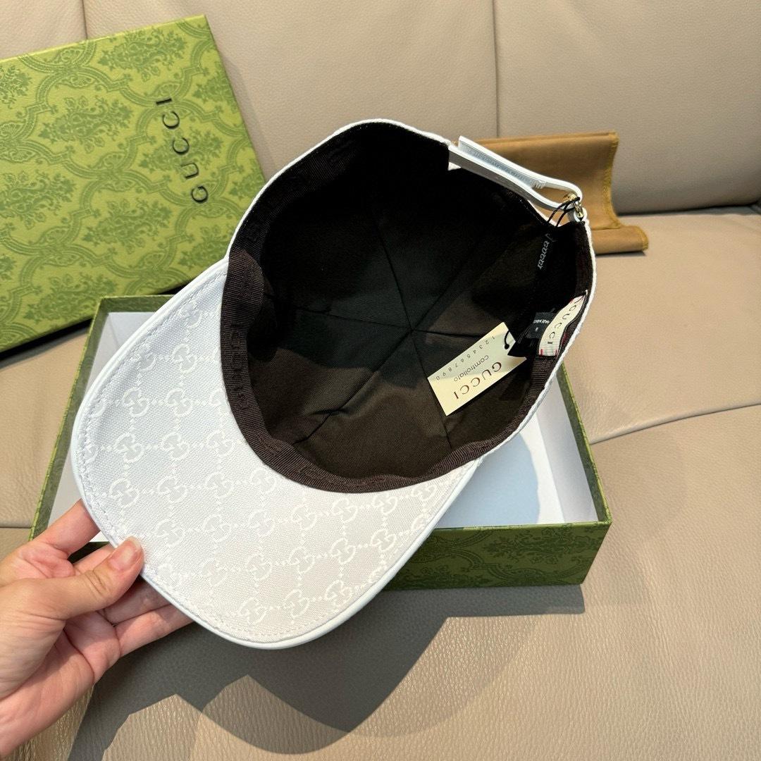 Gucci Original GG Canvas Baseball Hat With Web - DopestKickz