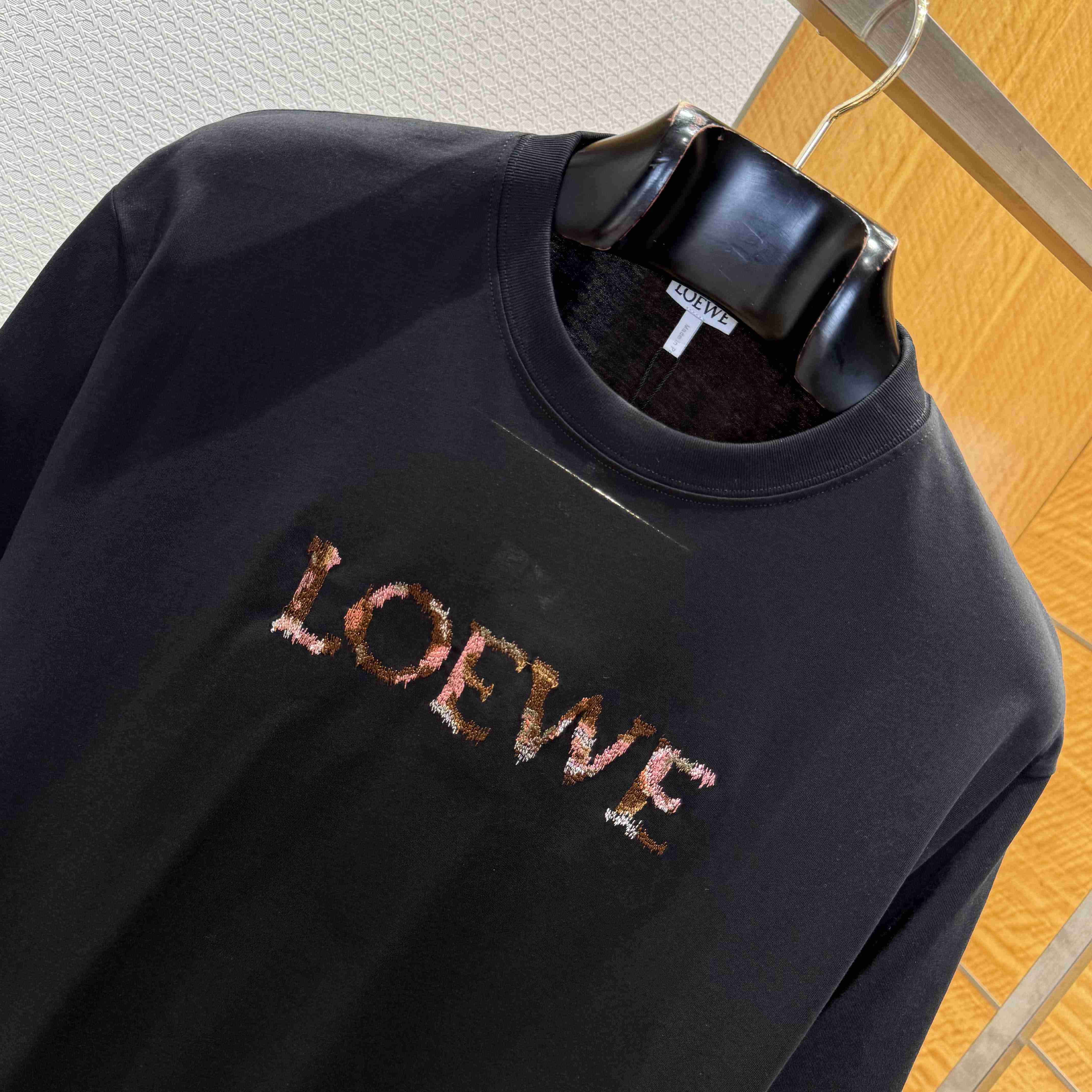 Loewe Relaxed Fit T-shirt In Cotton - DopestKickz