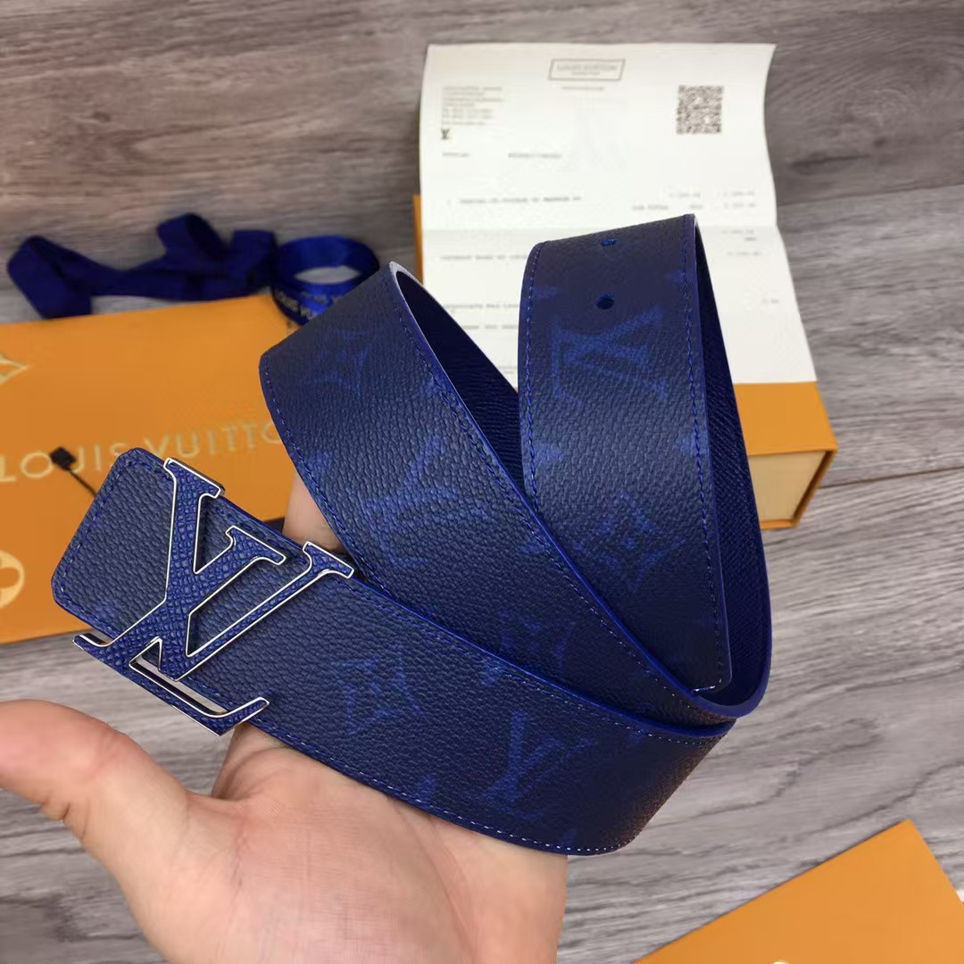 Louis Vuitton LV Dimension 40mm Reversible Belt    MO159U - DopestKickz