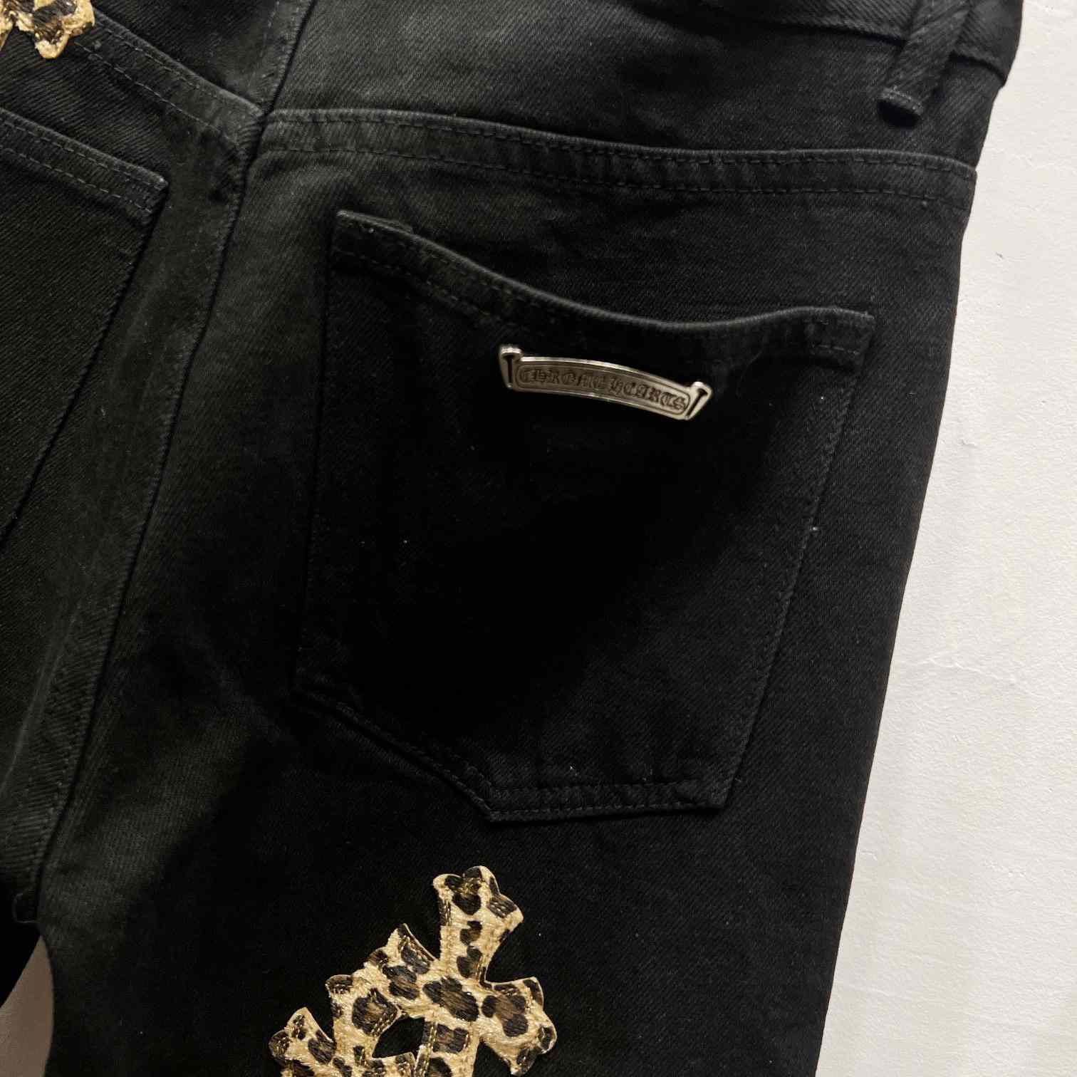 Chrome Hearts Cross Jeans - DopestKickz