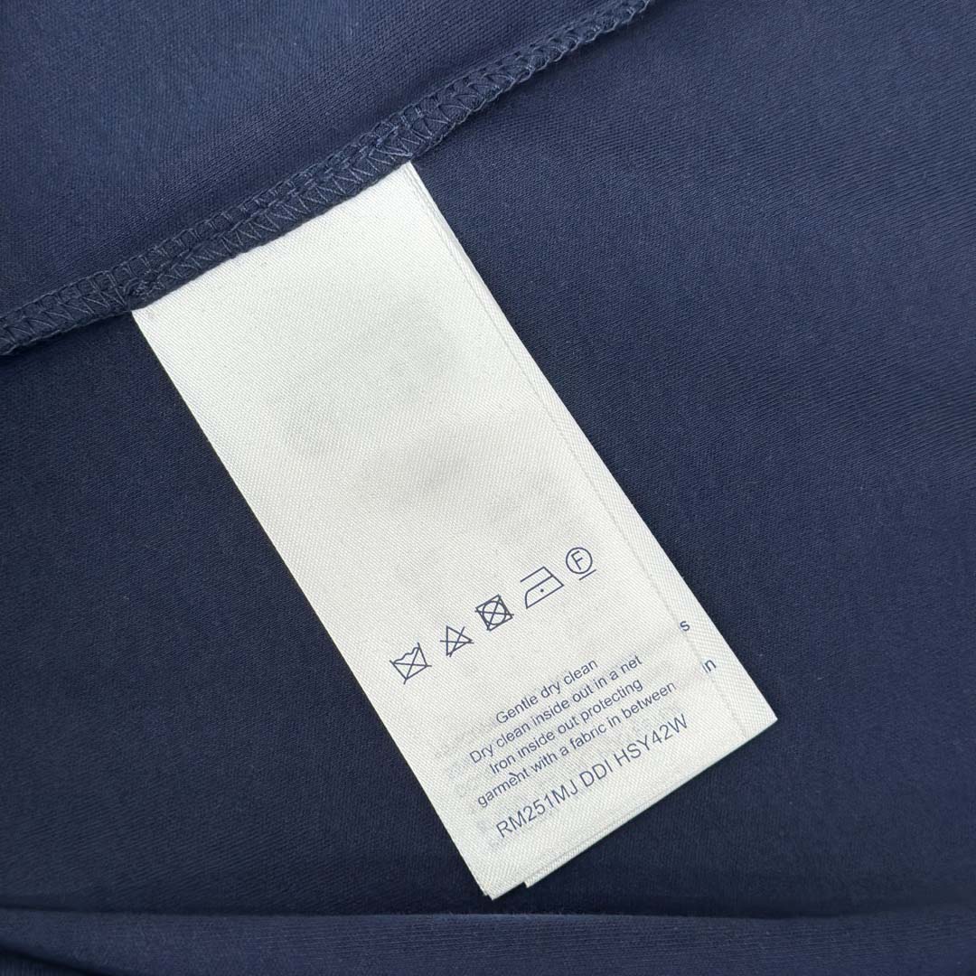 Louis Vuitton Signature Zipper Detail T-Shirt   1AI469 - DopestKickz