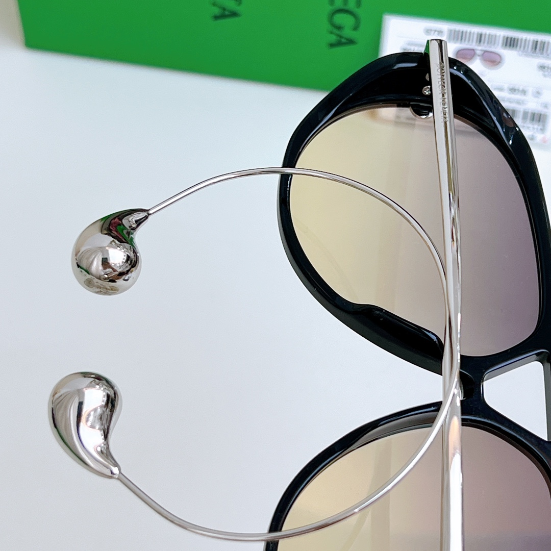 Bottega Veneta Drop Aviator Sunglasses  BV1273S - DopestKickz