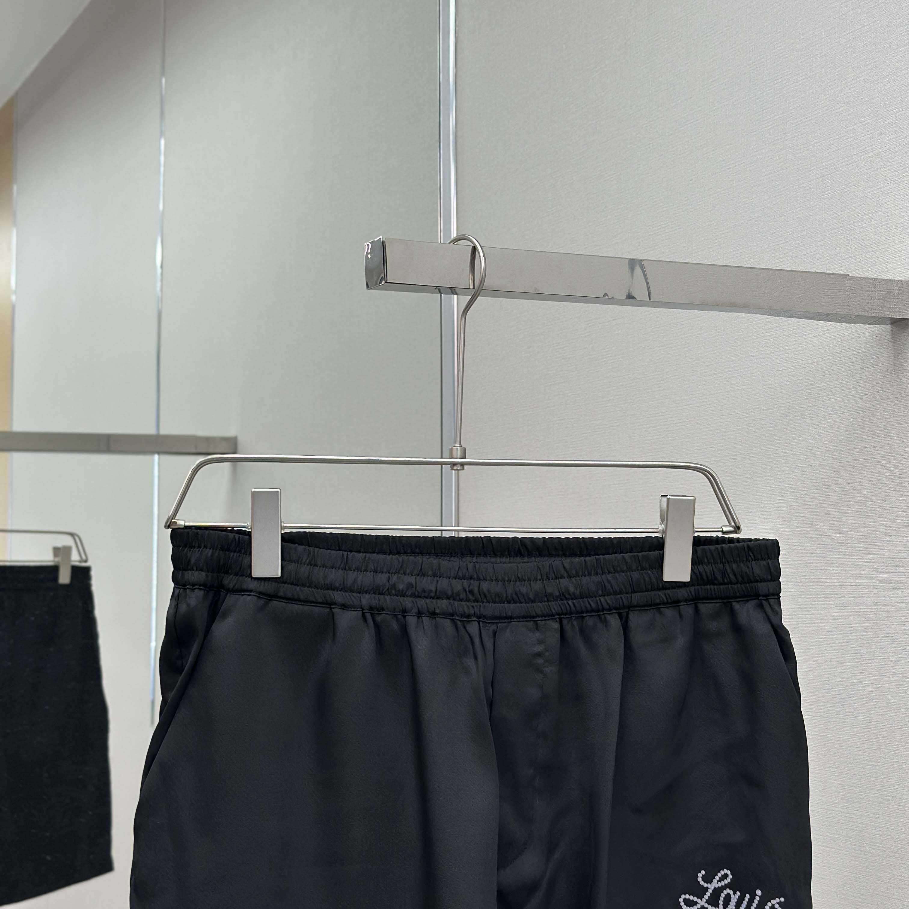 Louis Vuitton Printed Signature Silk Shorts   1AIMG3 - DopestKickz