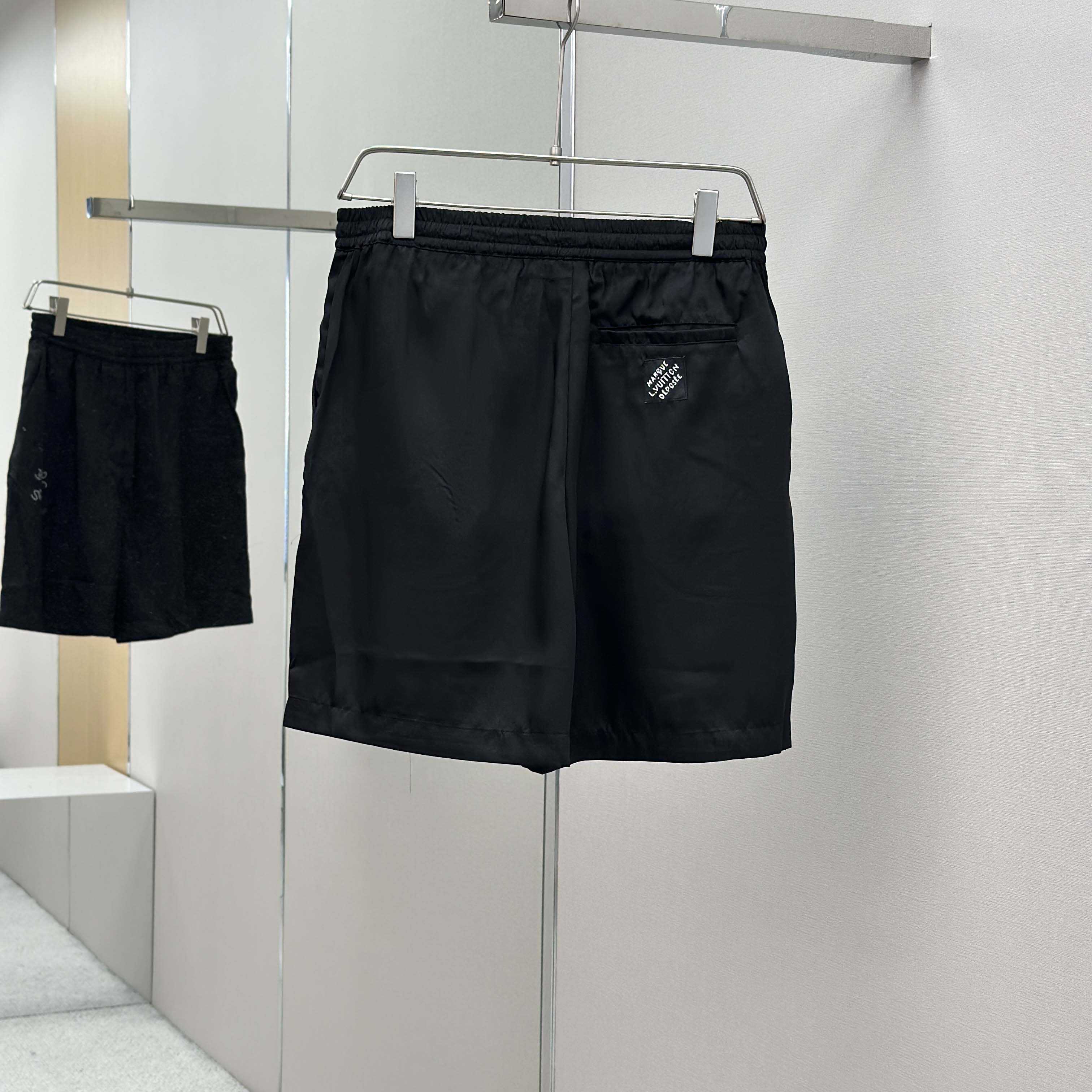 Louis Vuitton Printed Signature Silk Shorts   1AIMG3 - DopestKickz