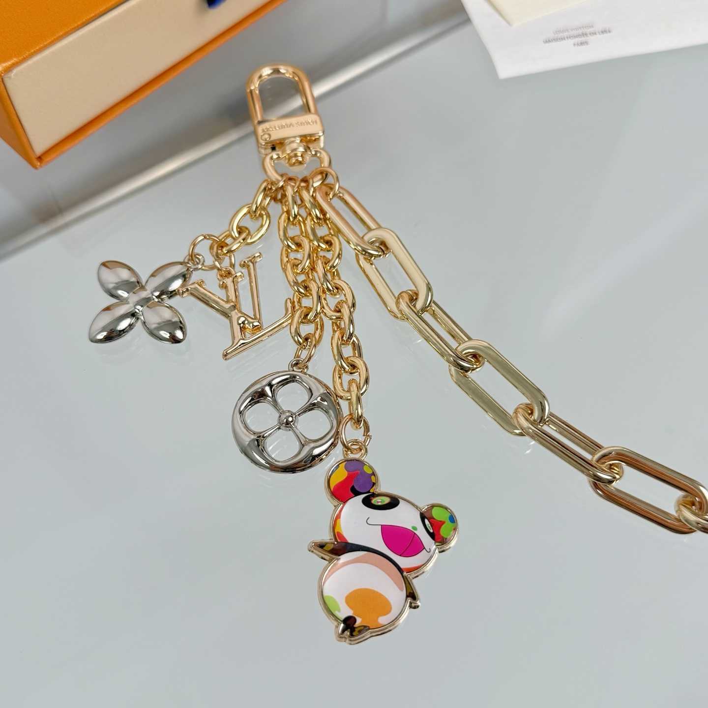 Louis Vuitton LV x TM Superflat Bag Chain   M02452 - DopestKickz