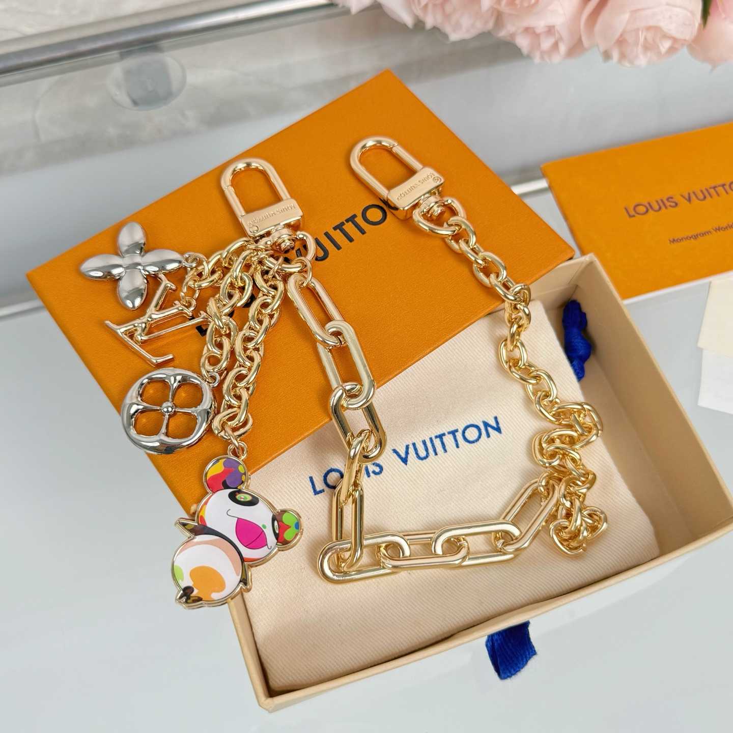 Louis Vuitton LV x TM Superflat Bag Chain   M02452 - DopestKickz