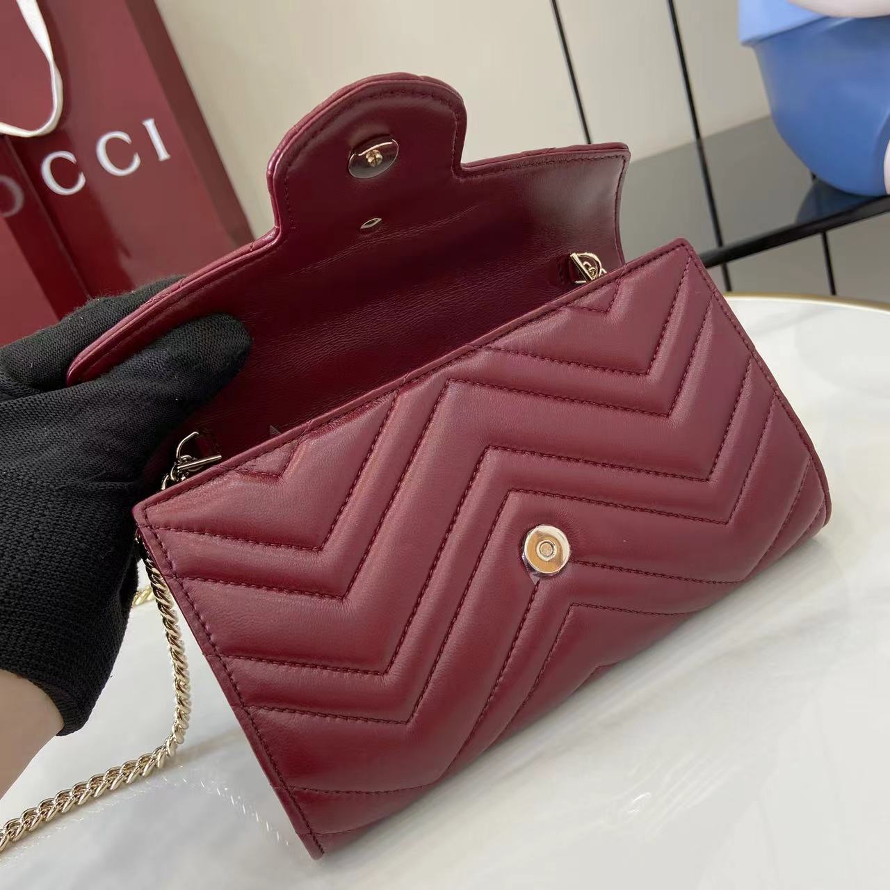 Gucci GG Marmont Wallet On Chain - DopestKickz
