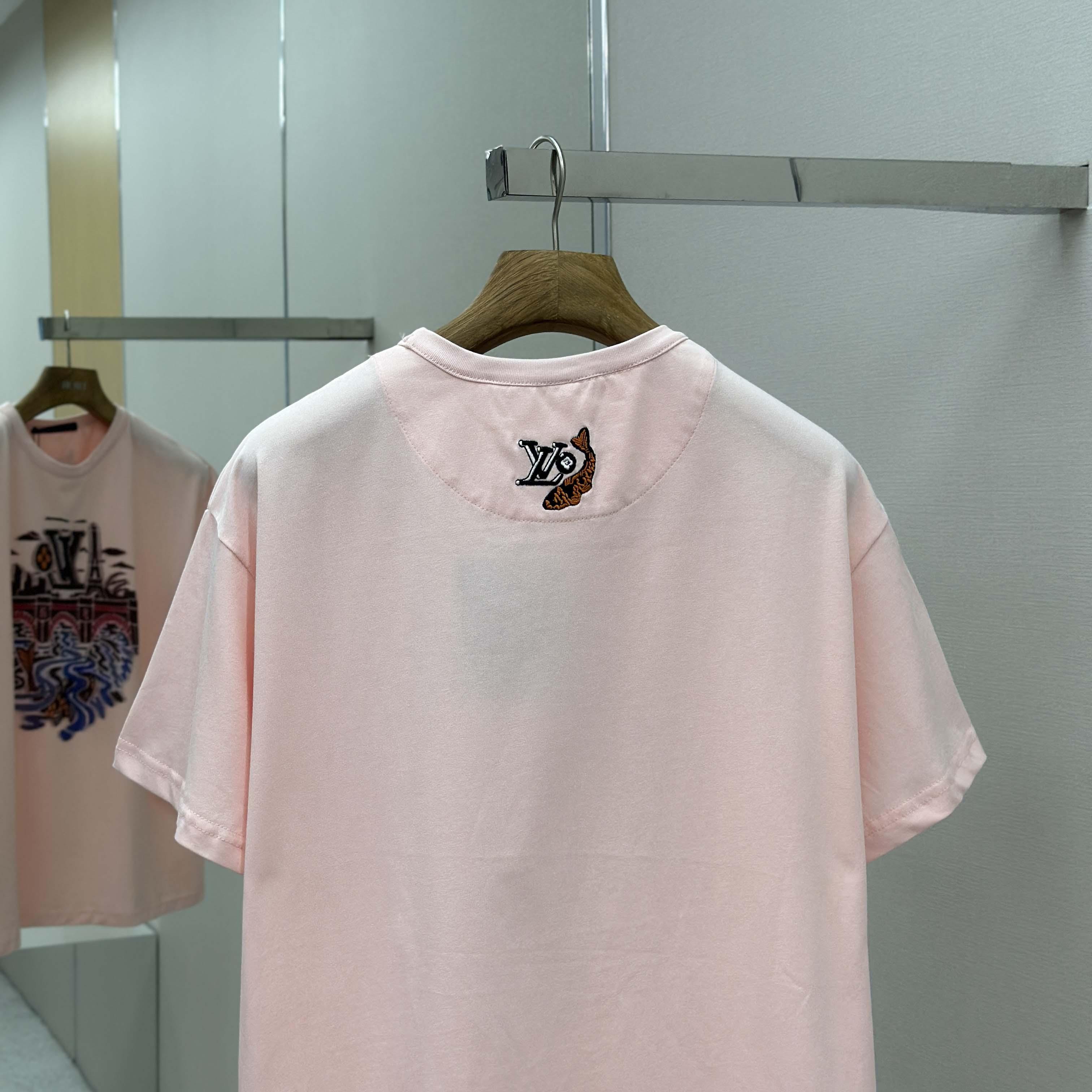 Louis Vuitton Graphic T-Shirt   1AIMMQ - DopestKickz