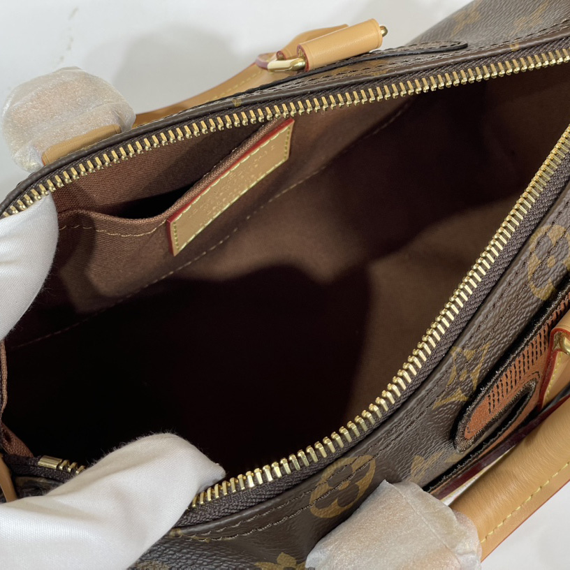 Louis Vuitton Keepall Bandoulière 25   M15428 - DopestKickz