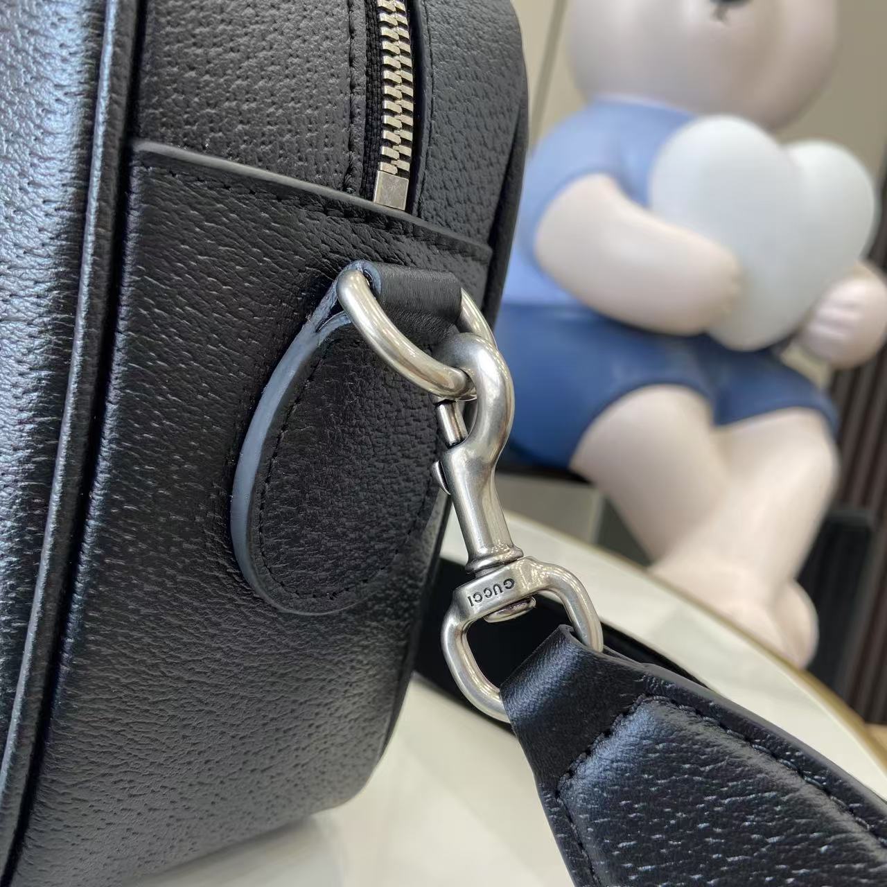 Gucci Ophidia Medium Crossbody Bag - DopestKickz