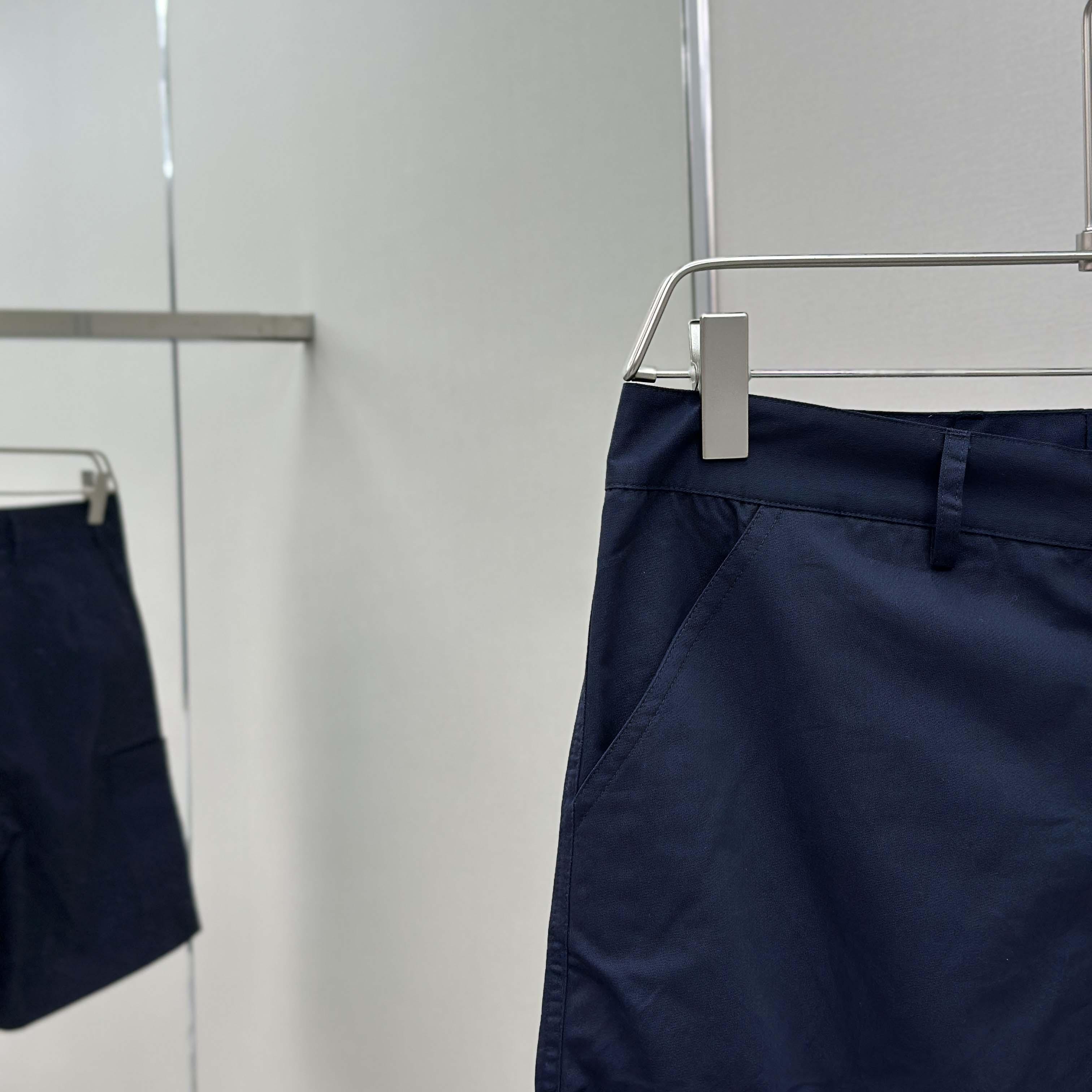 Louis Vuitton Monogram Pocket Cargo Shorts   1AHVTL - DopestKickz