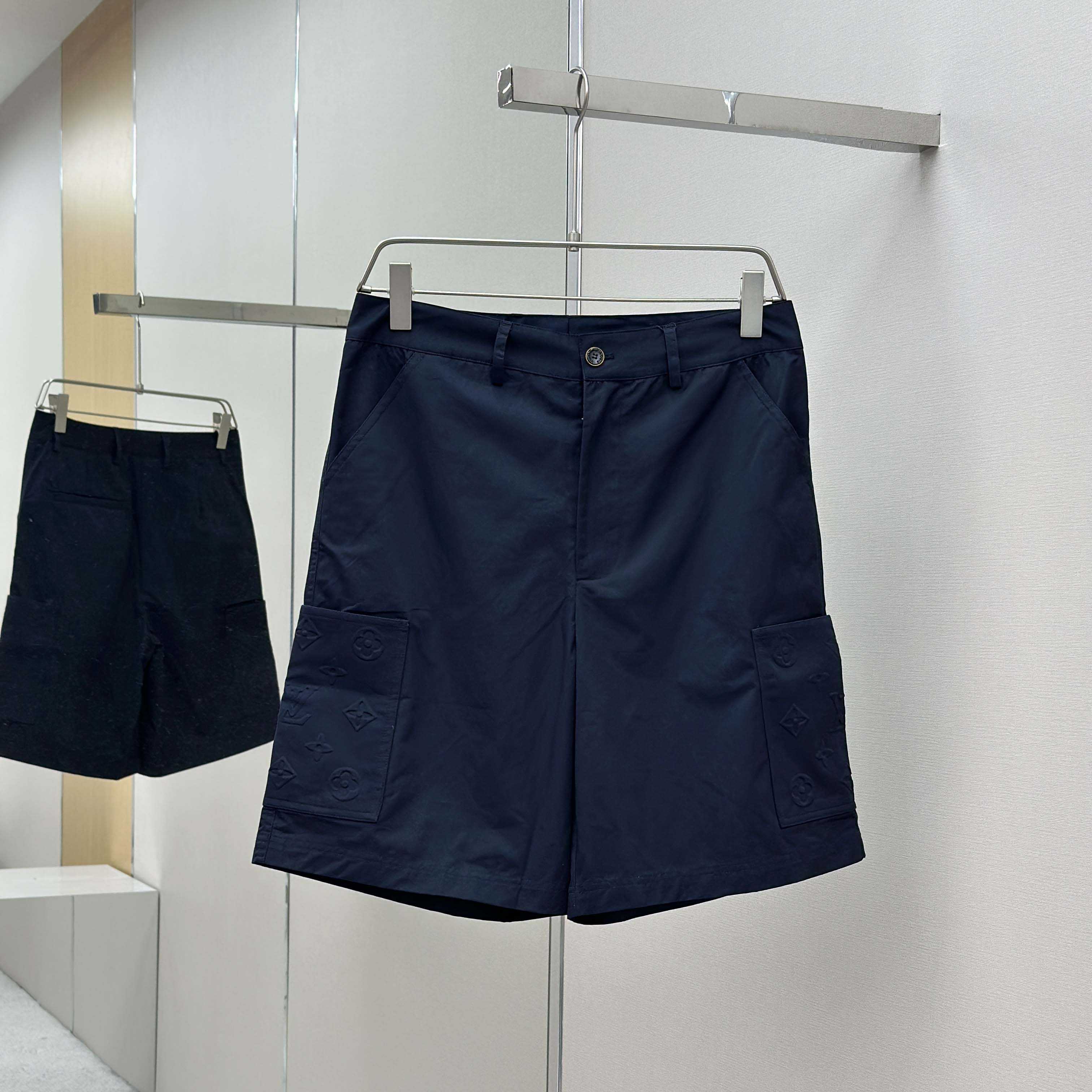 Louis Vuitton Monogram Pocket Cargo Shorts   1AHVTL - DopestKickz