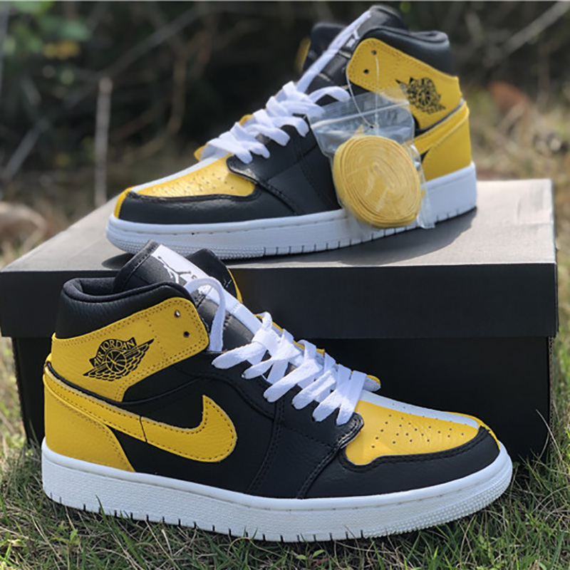 Jordan AJ1 Retro High Black/Yellow/White - DopestKickz