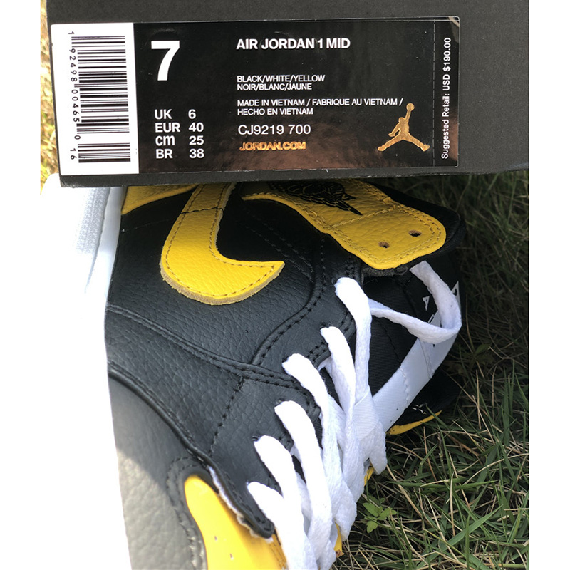 Jordan AJ1 Retro High Black/Yellow/White - DopestKickz