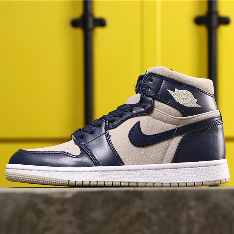 Jordan AJ1 Mid Top WMNS Navy Blue - DopestKickz
