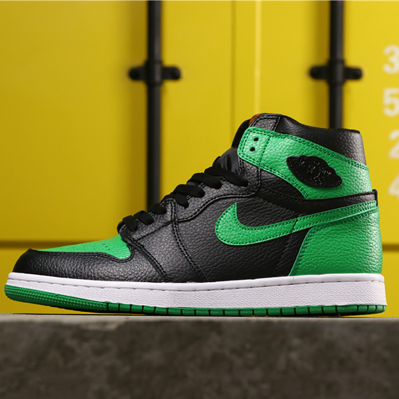 Jordan AJ1 "Pine Green" - DopestKickz