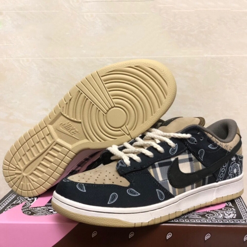 Travis Scott X Nike SB Dunk Low  - DopestKickz