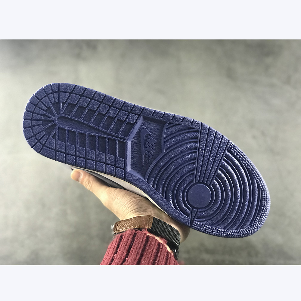 Jordan AJ1 Sneakers - DopestKickz