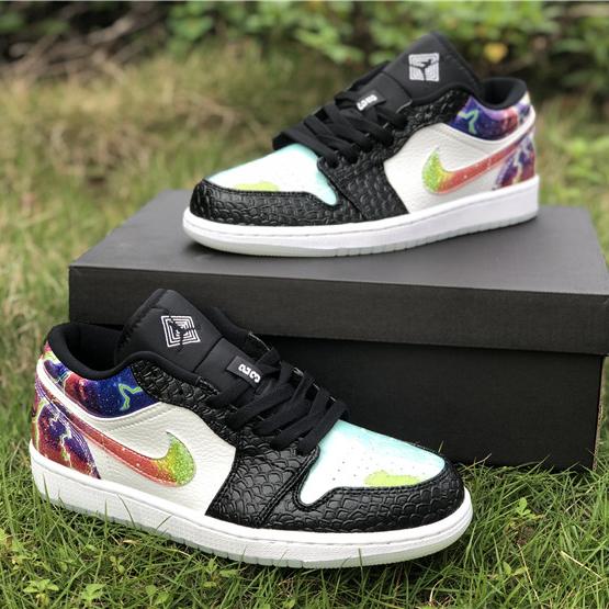 Air Jordan 1 Low Galaxy - DopestKickz