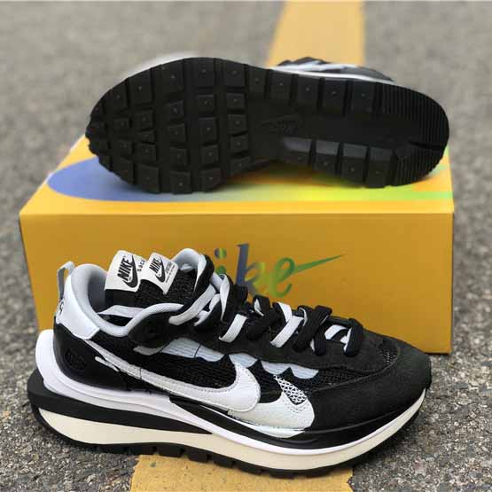 Nike X Sacai Ldv Waffle Daybreak Black - DopestKickz