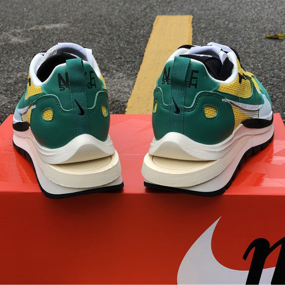 Nike X Sacai Ldv Waffle Sneakers - DopestKickz