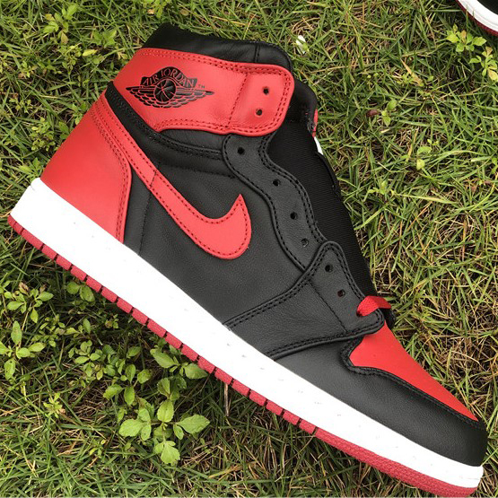 Air Jordan 1 banned - DopestKickz