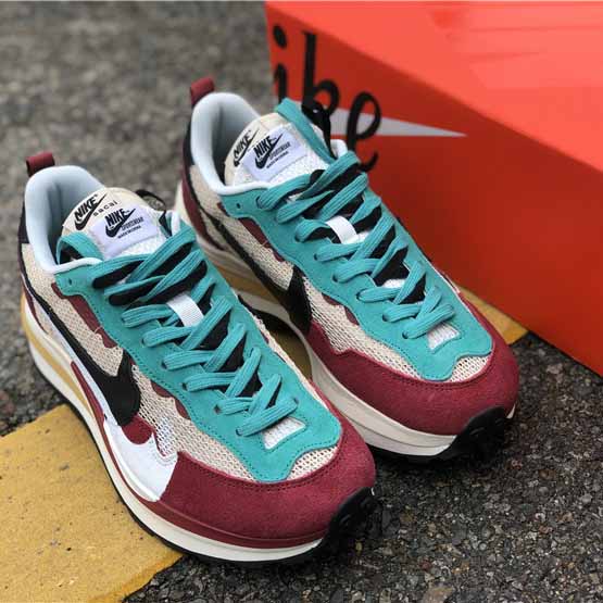 Nike x Sacai Ldv Waffle Sneakers - DopestKickz