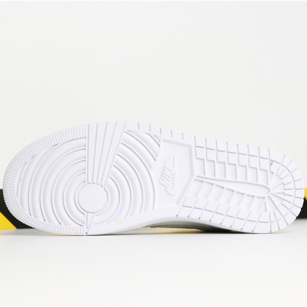 Jordan AJ1 Sneakers - DopestKickz