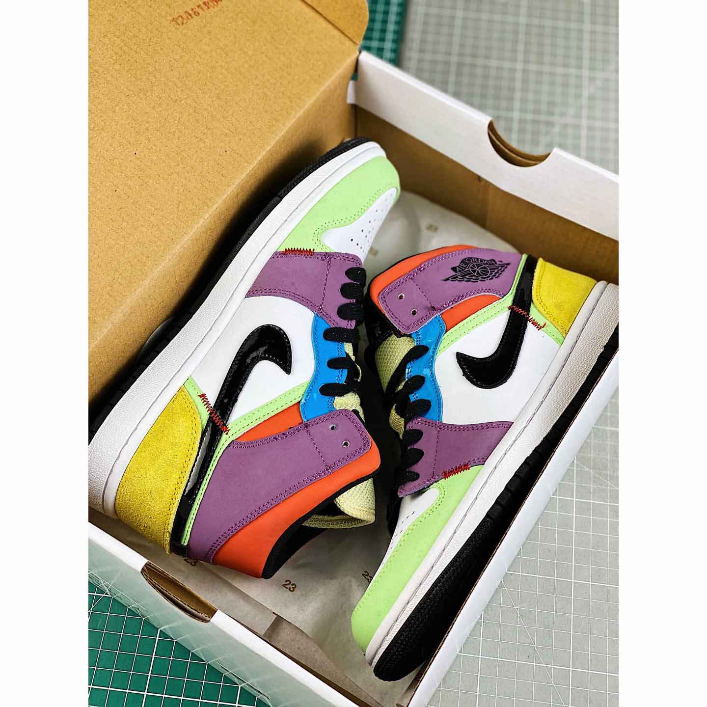 Jordan AJ1 Mid SE “Lightbulb” Multicolor - DopestKickz