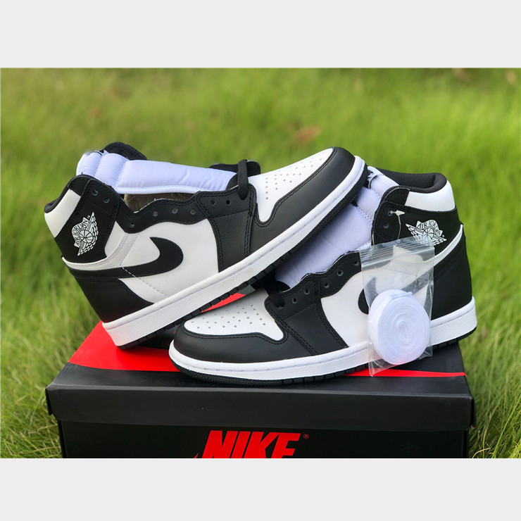 Jordan AJ1 High OG WMNS “Panda” - DopestKickz